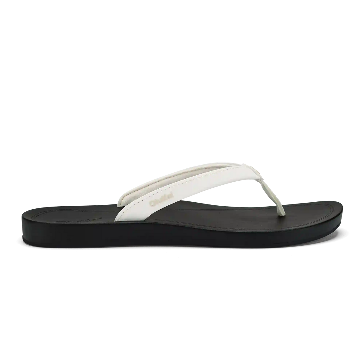 ‘Uiki - Bright White / Lava Rock
